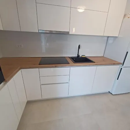 Ena Apartment
