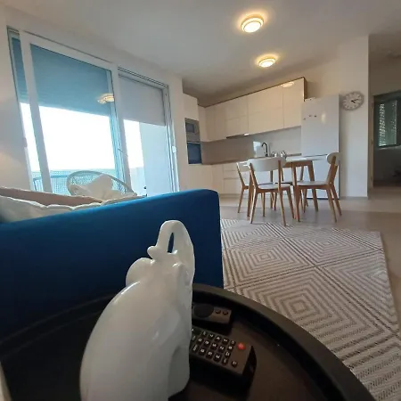 Ena Apartment
